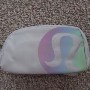 Lululemon Everywhere Belt Bag Vapor/Persian Violet Prism Rainbow Logo-NWT